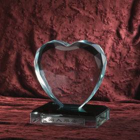 WZ Factory Wholesale Custom Blank Heart Laser Engraving Crystal Glass Trophy Crystal Photo Frame for Souvenir