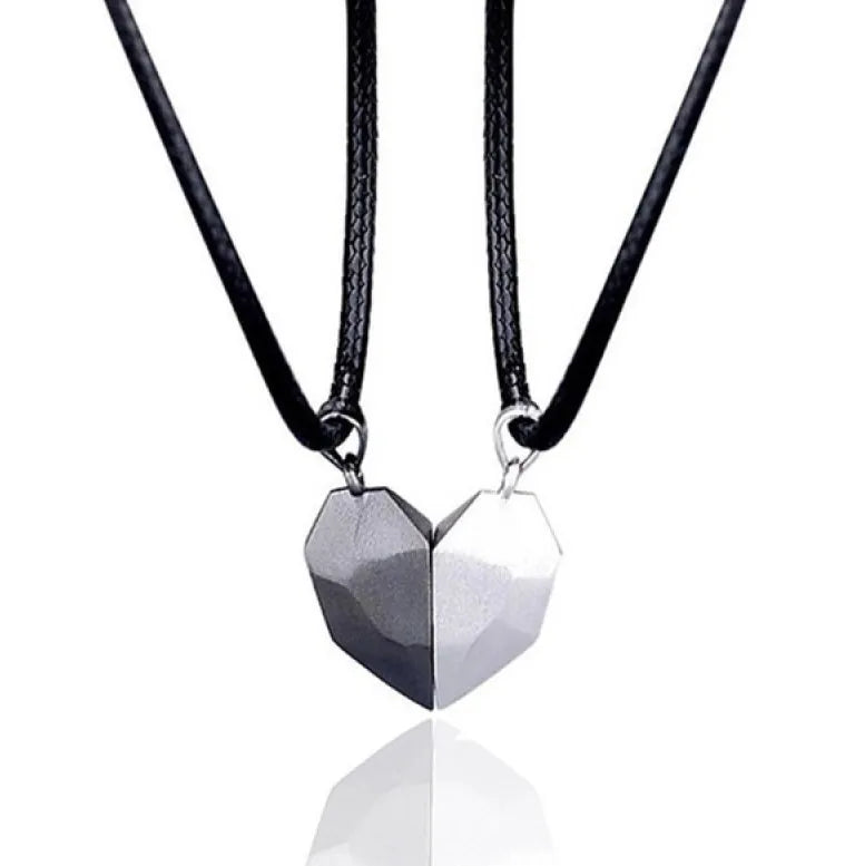 Collar Ins Couple Jewelry Magnetic Necklace Choker Women Men Heart Friendship Necklace