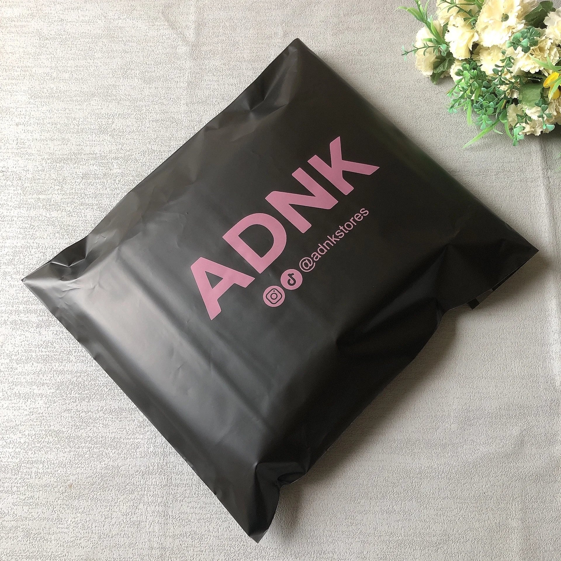 Custom Printed purple Logo Postal Mailing Bags Eco-Friendly Poly Packaging for Socks Shoes Black Courier Mailers