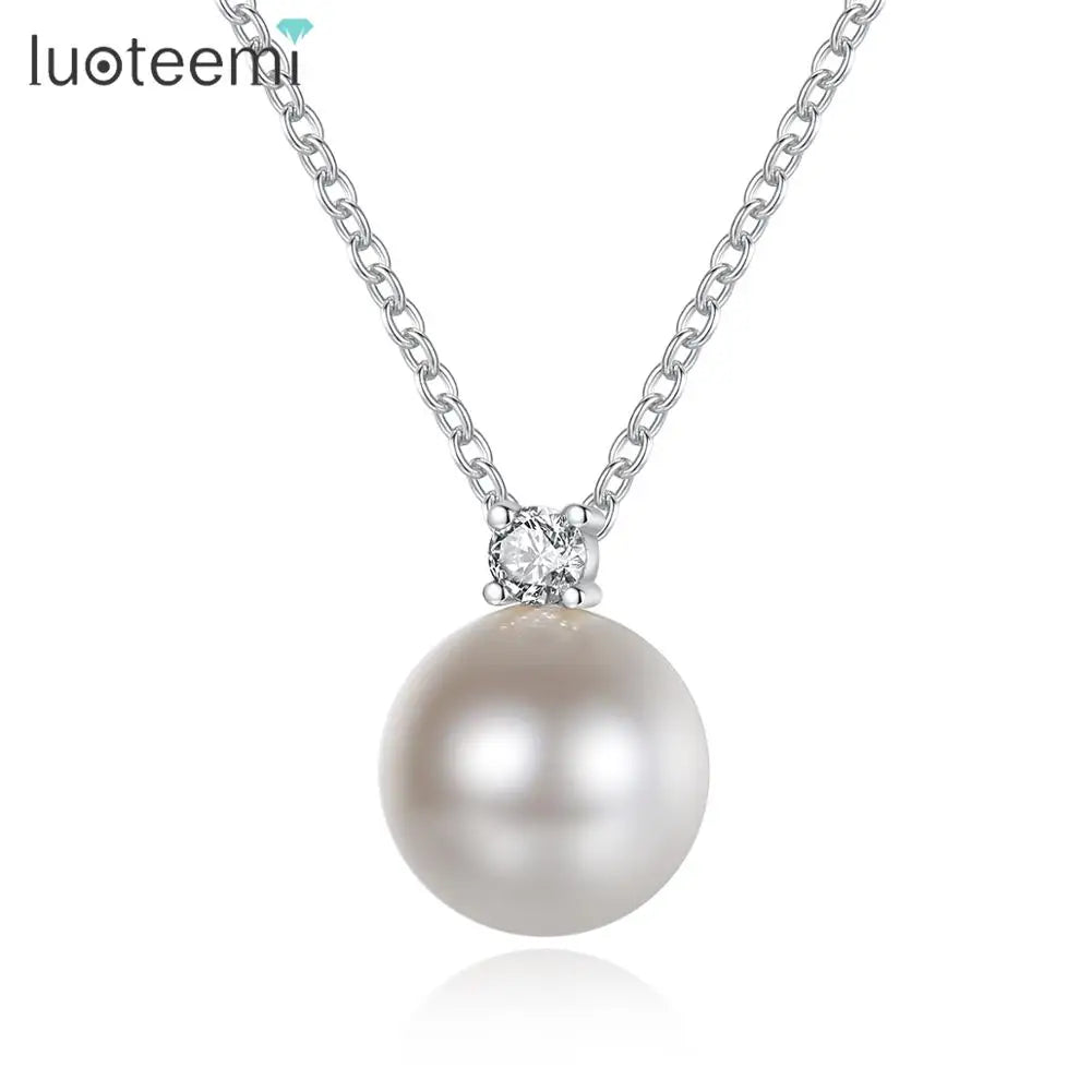 LUOTEEMI Pearl Necklace Women Classic Single CZ Choker Necklace and Imitation Fashion Jewelry Pearl Pendant Necklace for Women