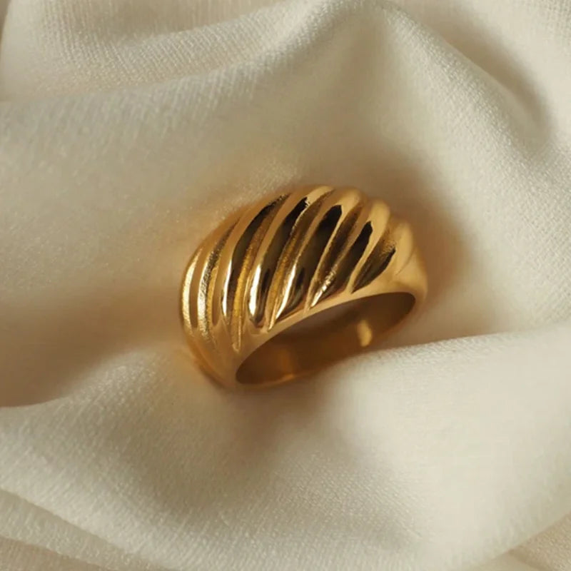 18K Gold Plated 316L Stainless Steel Rings for Women Chunky Croissant Finger Ring