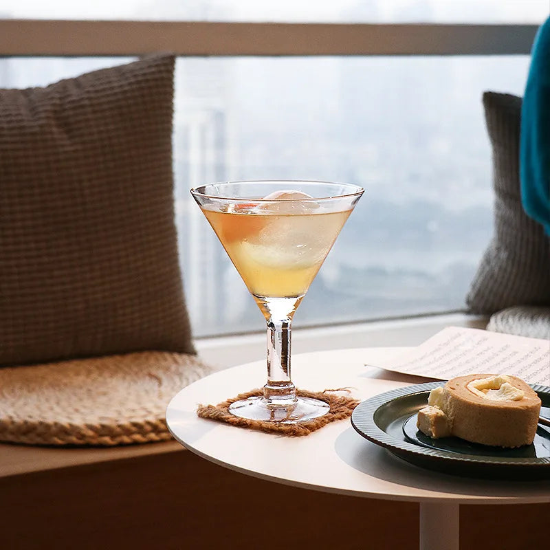 Creative Transparent Goblet Modern Minimalist champagne Triangle Cup