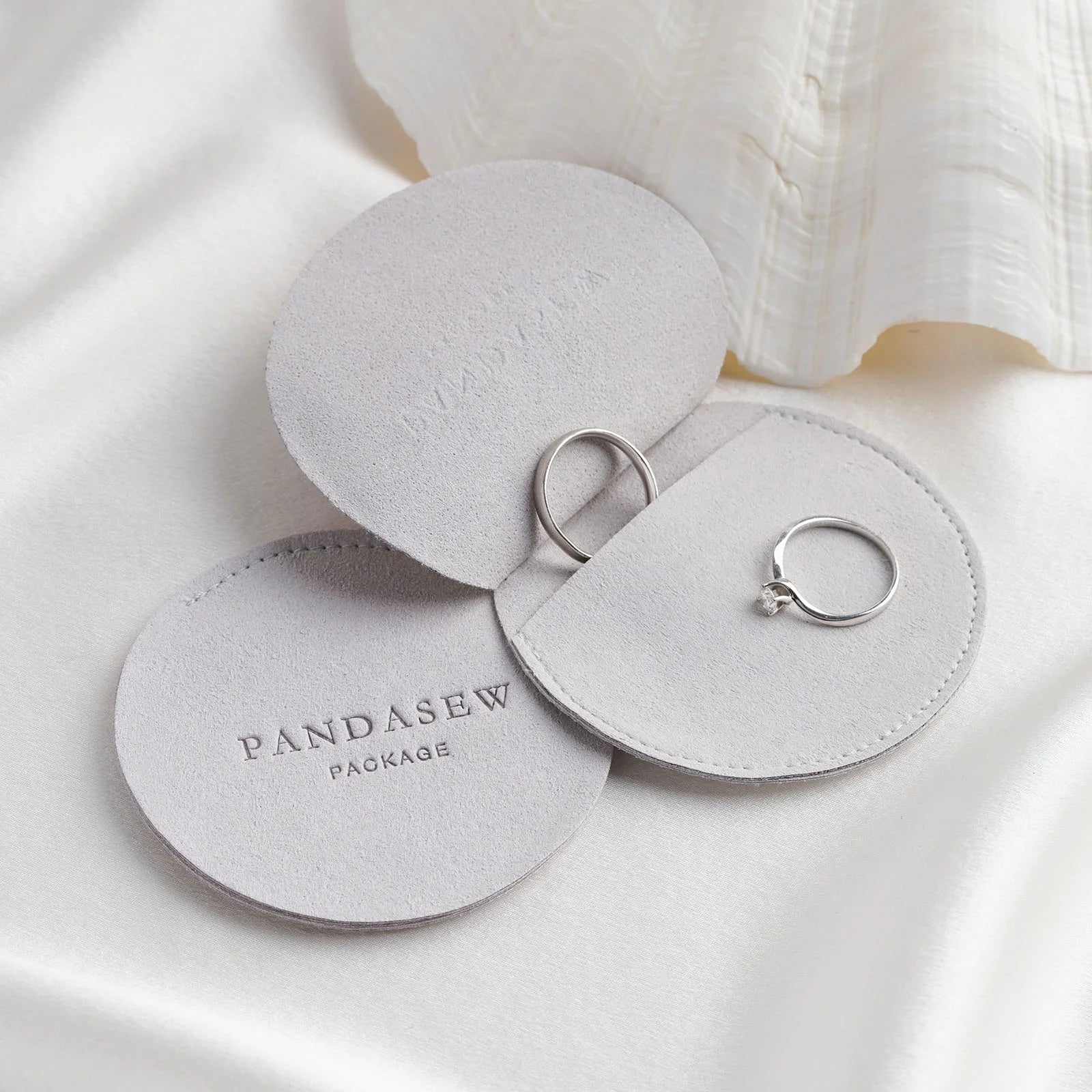 PandaSew Luxury Jewelry Packaging Gift Pouch Custom Size Microfiber Suede Jewelry Bag with Logo