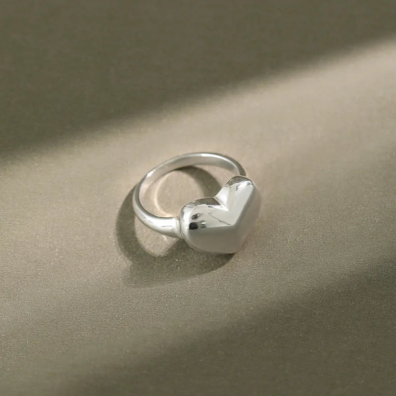 New Design Cute Classic Heart Simple Design Jewelry S925 Sterling Silver Fashion Rings for Women JT390