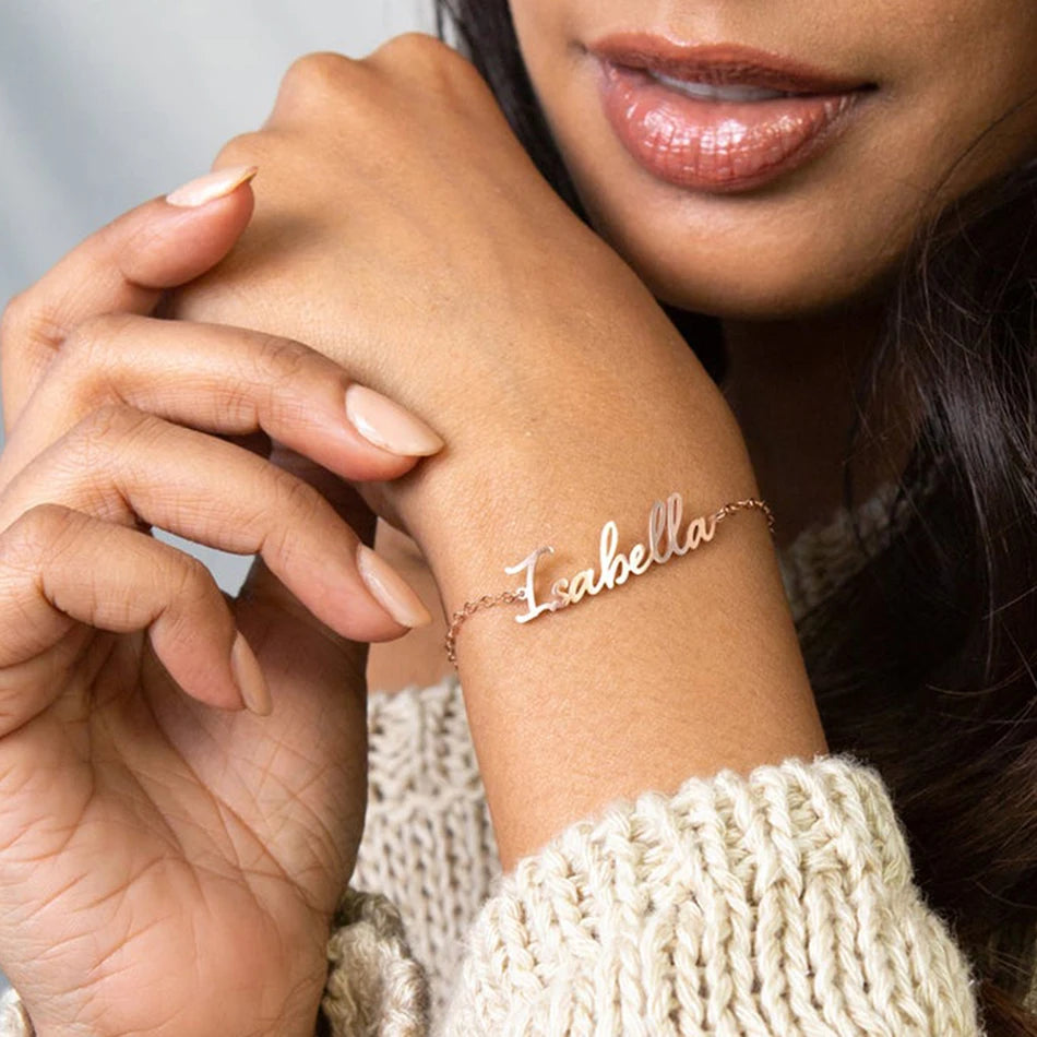EManco Customized Name Bracelet Personalized Gold Charm Bracelet Stainless Steel Custom Name Brand Jewelry Couple Bracelet Gift