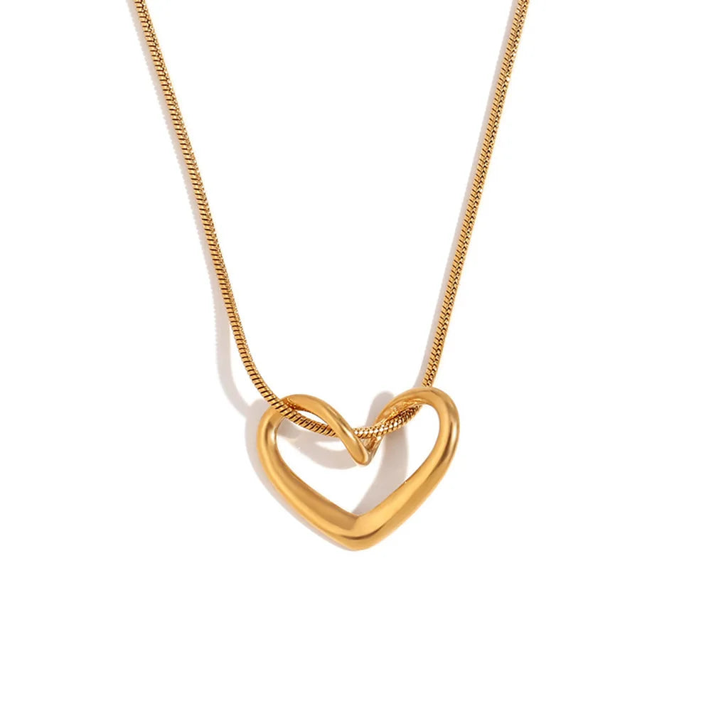 Custom logo Size Anti Tarnish Fine Stainless Steel Necklace 18k Gold Filled Hollow Heart Shape Pendant Necklace for Women