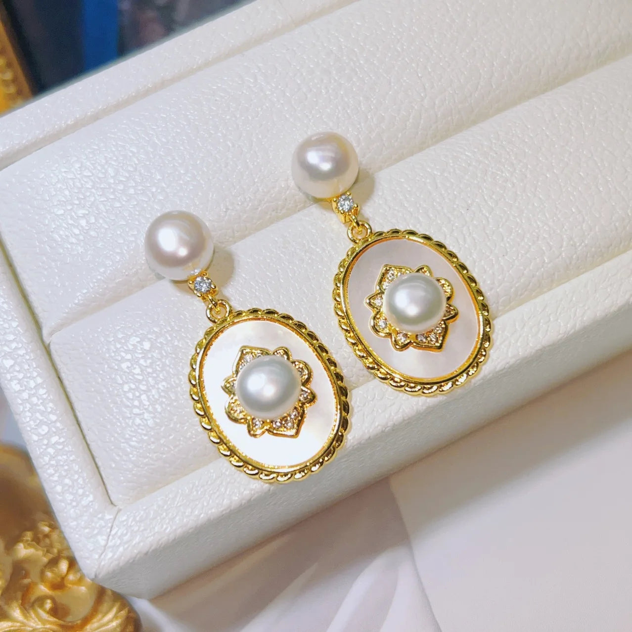 New Arrival Micro-Paved Zircon Earrings and Necklace Set Natural Freshwater Pearl Jewelry