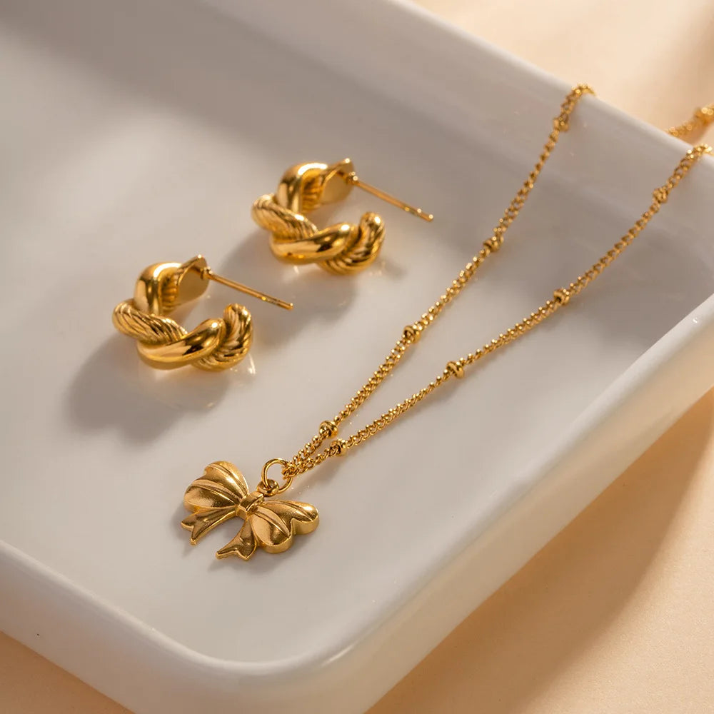 New Arrival 18K Gold Plated Charm Necklace Stainless Steel Bow Pendant Necklace for Girls