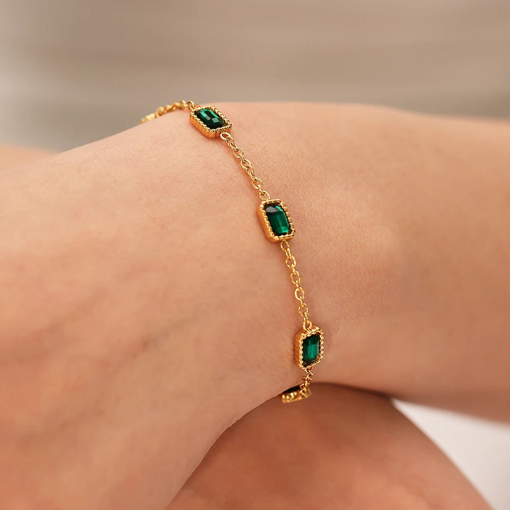 Dainty 18K Gold Plated Stainless Steel Fine Chain Cubic Zirconia Green Rectangle Charm Bracelet for Ladies