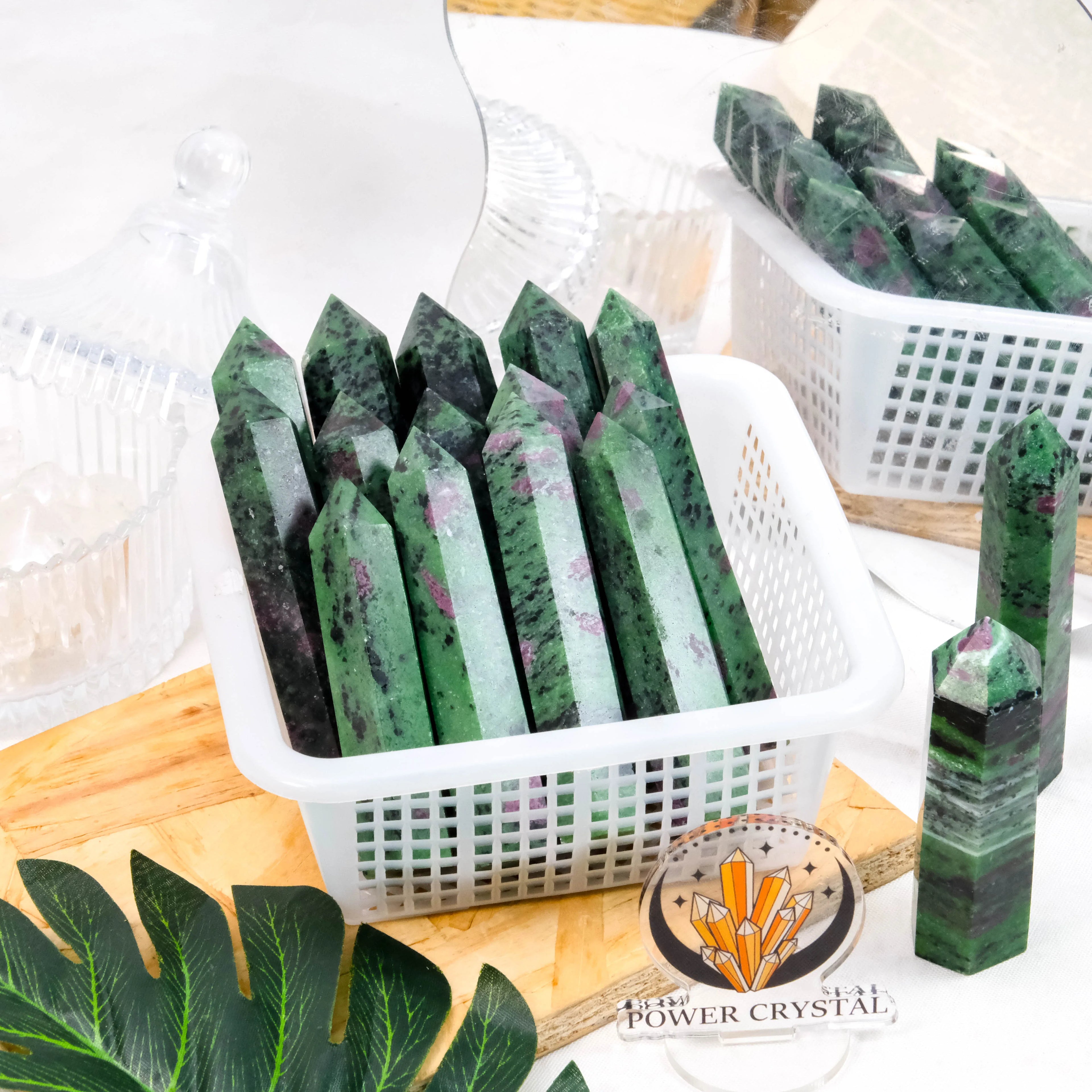Wholesale Price Ruby in Zoisite Crystal Tower Healing Stone Crystal Point Craft for Sales
