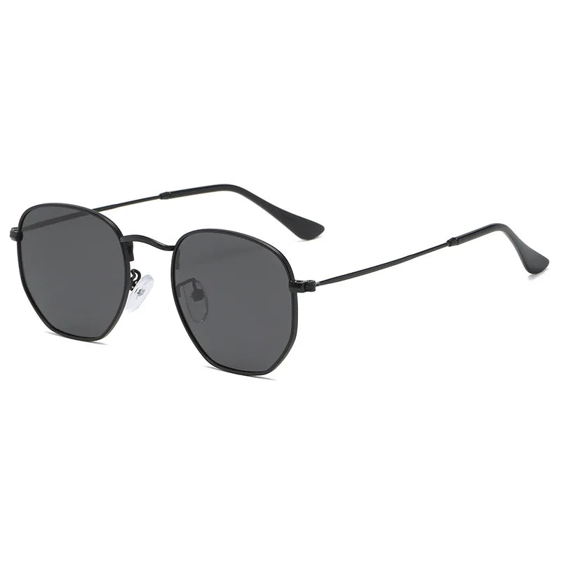 Vintage Round Frame Woman Fashion Sunglasses Polygonal Retro Sunglasses Metal Round Frame Polarized Sunglasses