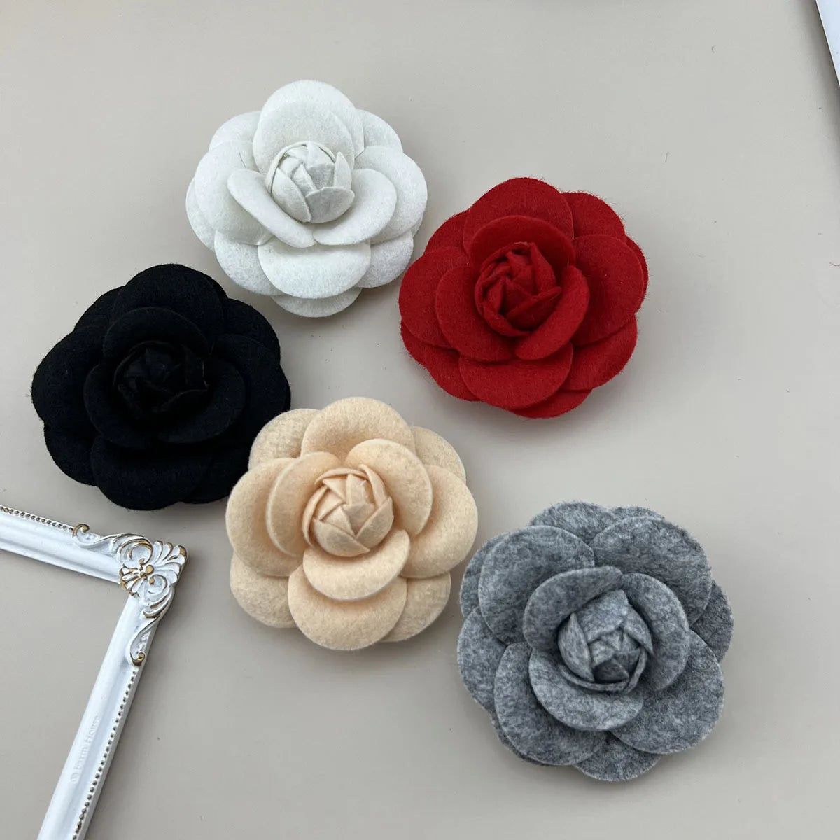 Three-dimensional Small Fragrance 7.5cm Flannelette Fabric Brooch Pin Handmade Flowers Brooch