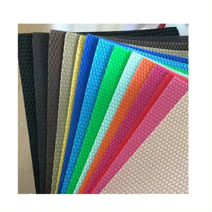 2024 Hot Selling Breathable Fusible Eco-Friendly PP Spunbond Dotted Nonwoven Bubble Pattern Embossed Lightweight Nonwoven Fabric