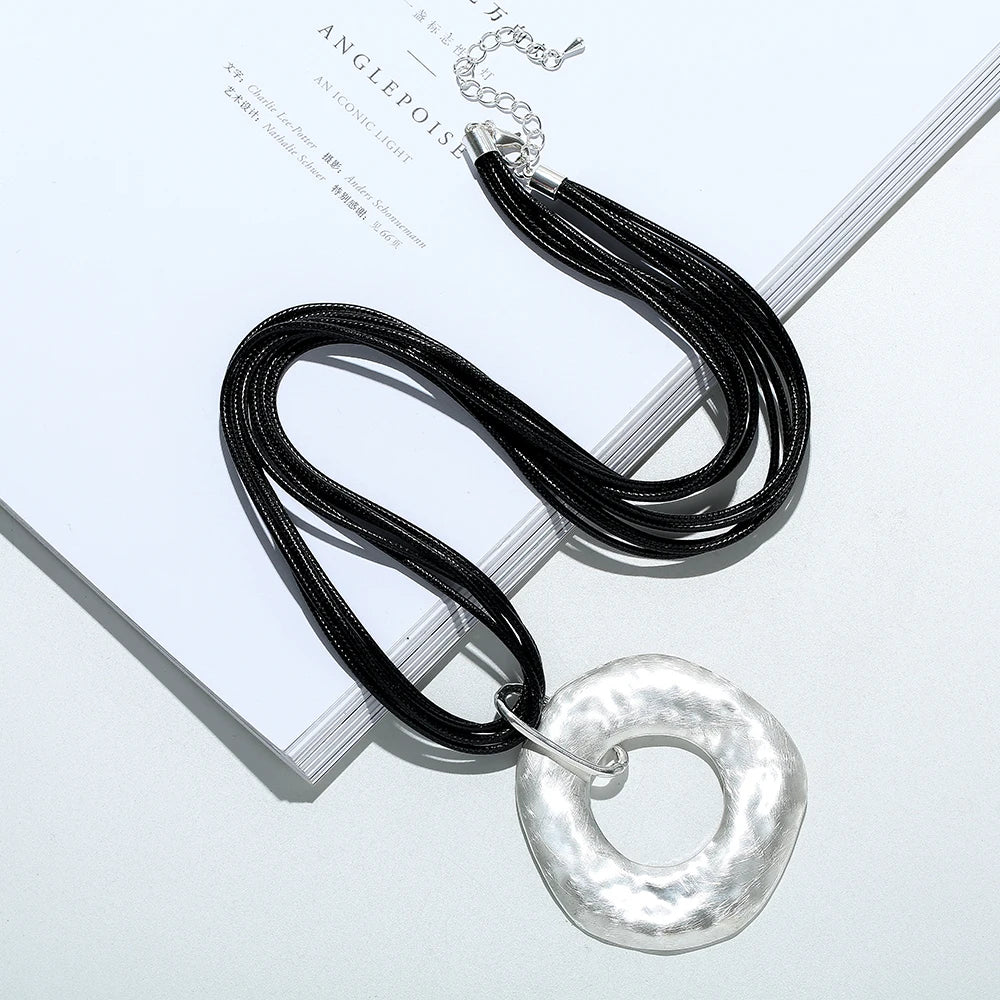 TongLing Italy Minimalist Sweater Necklace Geometric Circular Strand Necklace for Daily Life