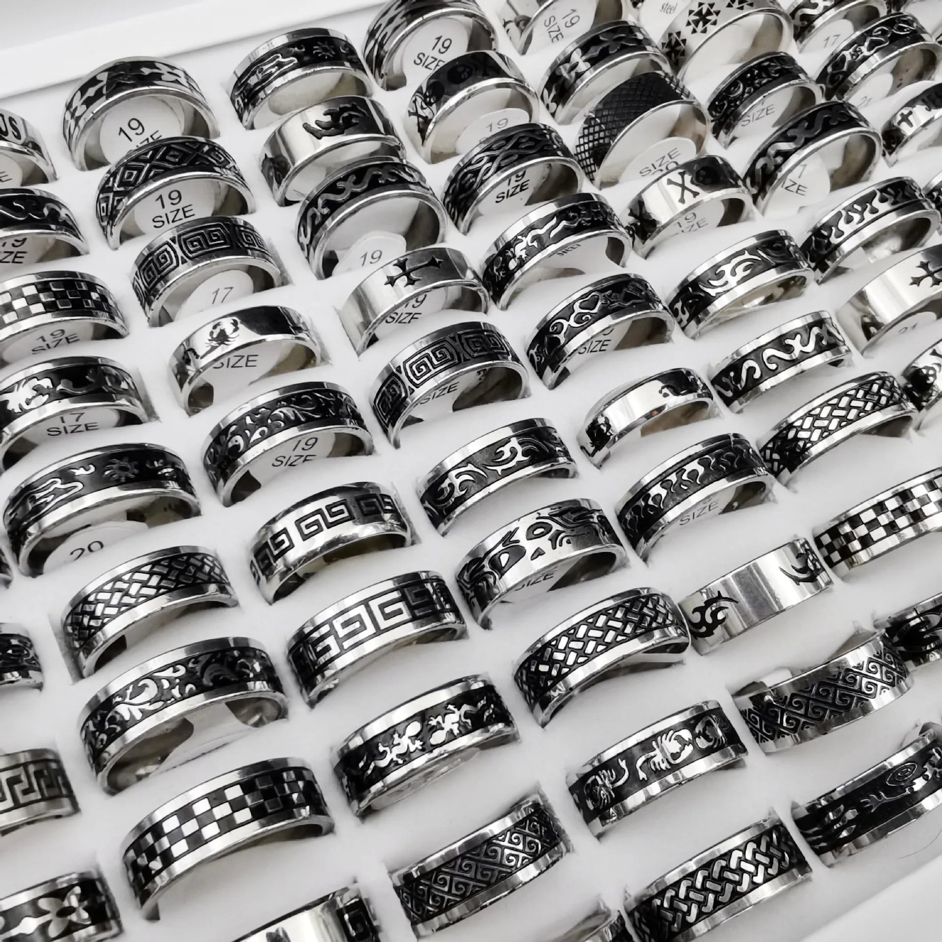 Men's Stainless Steel Rings Jewelry for Men and Women Jewelry Mixed Batch of Ring No Fade Black Biker Band Finger Mix Rings