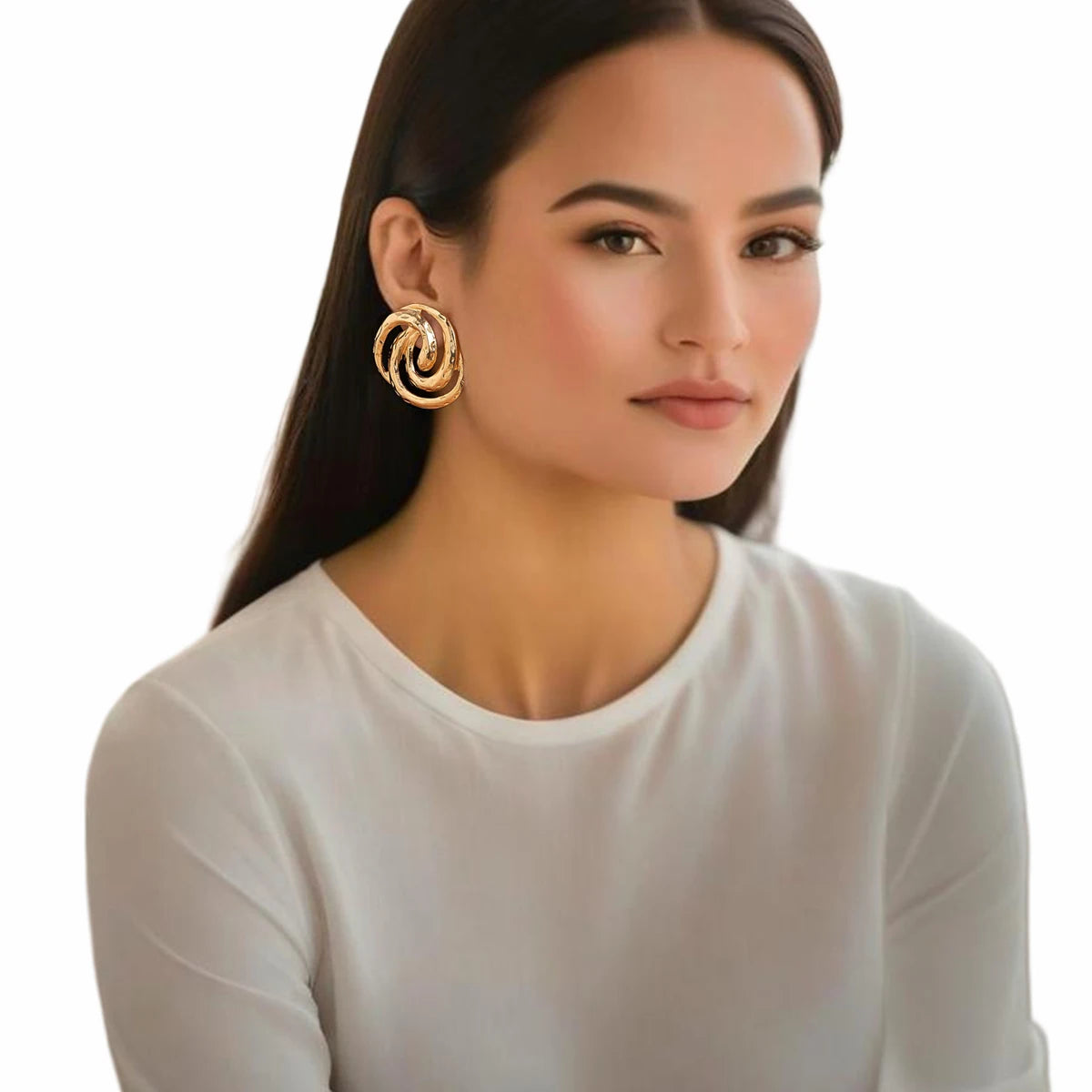 Charms Big Hollow Out Designer Stud Earrings for Women Trendy Ladies Statement Earrings Accessories Fashion Jewelry Female Gifts