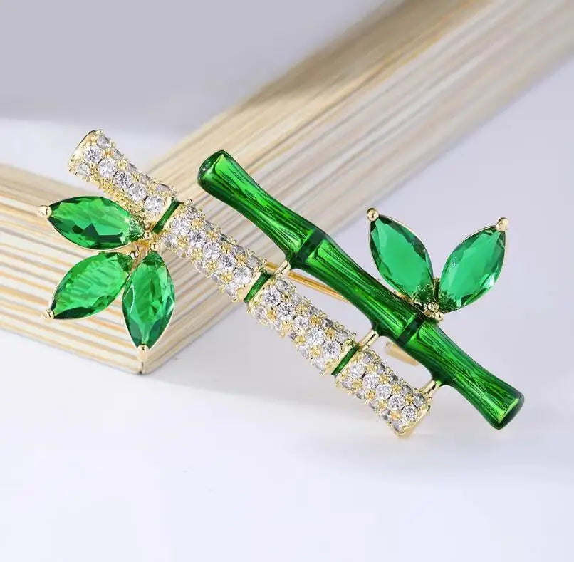 Peaceful Bamboo Shape Brooch - Gradually Ascending Green Crystal Classic and Elegant Corsage for Cheongsams and Coats