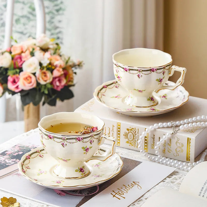 QIAN HU 2024 New Arrival Vintage British Golden Rim Fancy Coffee and Afternoon Tea Cup Saucer Set Porcelain Customization