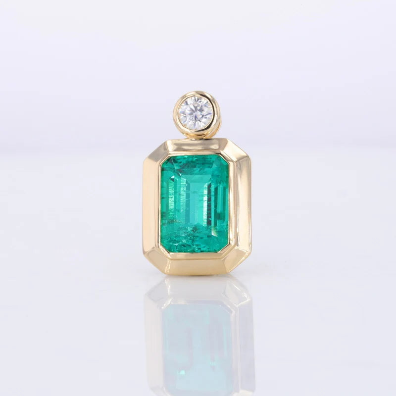 18K Yellow Gold Pendant  Lab Emerald 7x10mm  with Moissanite  Bezel Setting Gold Jewelry Necklace Pendant
