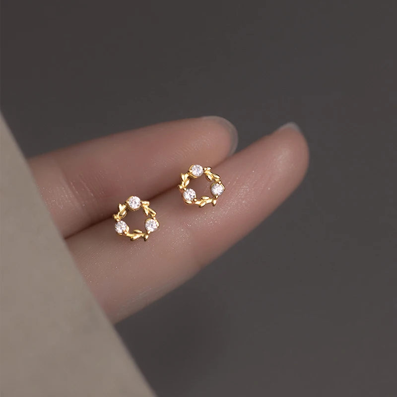 925 Sterling Silver Flower Garland Stud Earrings for Ladies Fashionable Shiny Zircon Sweet Floral Design Trendy Jewelry Wedding