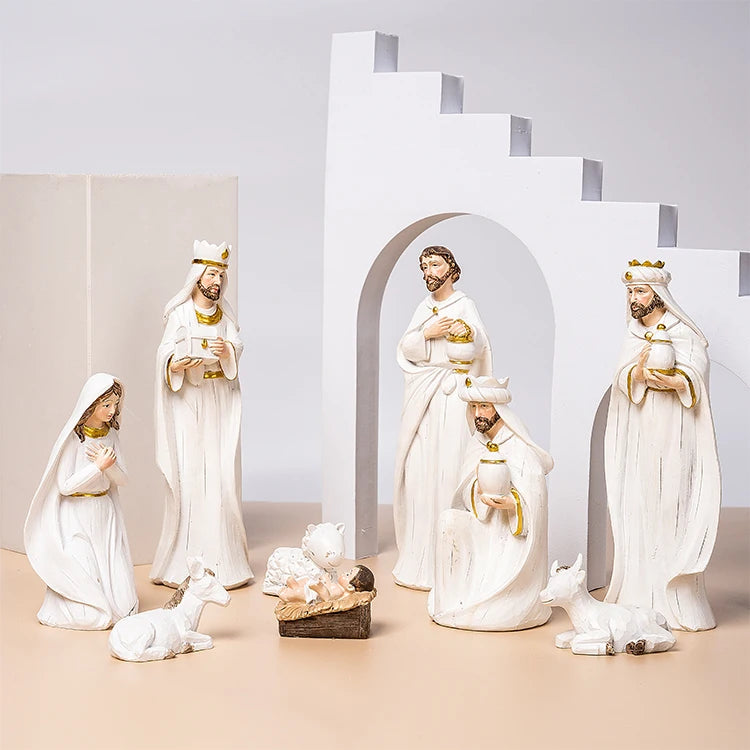 Witt Family Christmas Manager Group's Resin Statue of Jesus in the Religious Decoration of the Holy Coming of the Family Church
