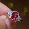Huitan Refine Jewelry Oval Shiny Red Zircon Rings Girls Lady Romantic Gifts Elegant Silver Ruby Rings Woman