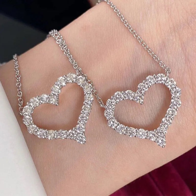 Huitan Customized Shiny Heart Design Cubic Zirconia Ladies Necklace for Women Trend Party Silver Plated CZ Pendant Necklaces OEM