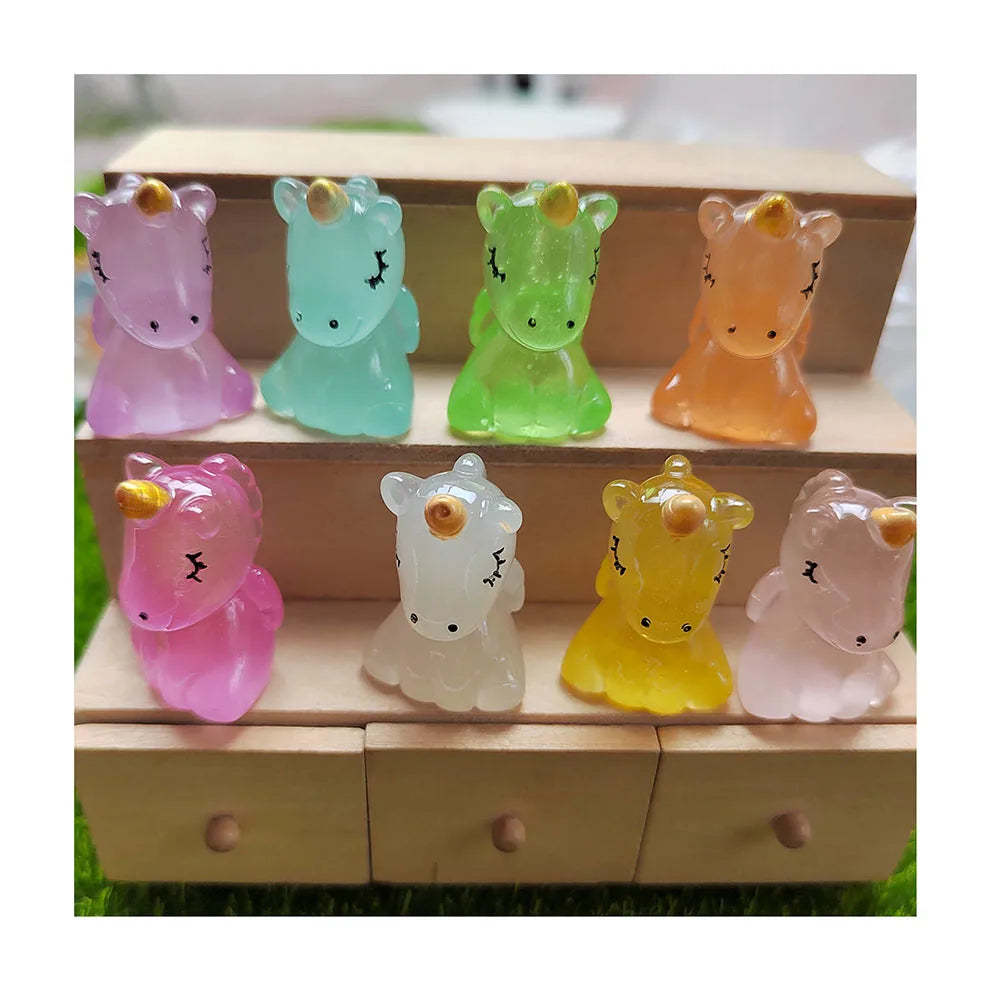 100Pcs Mini Cartoon Unicorn Animals Miniature Figurines Glow in Dark Unicorn for Landscape Fairy Garden Decoration Accessories
