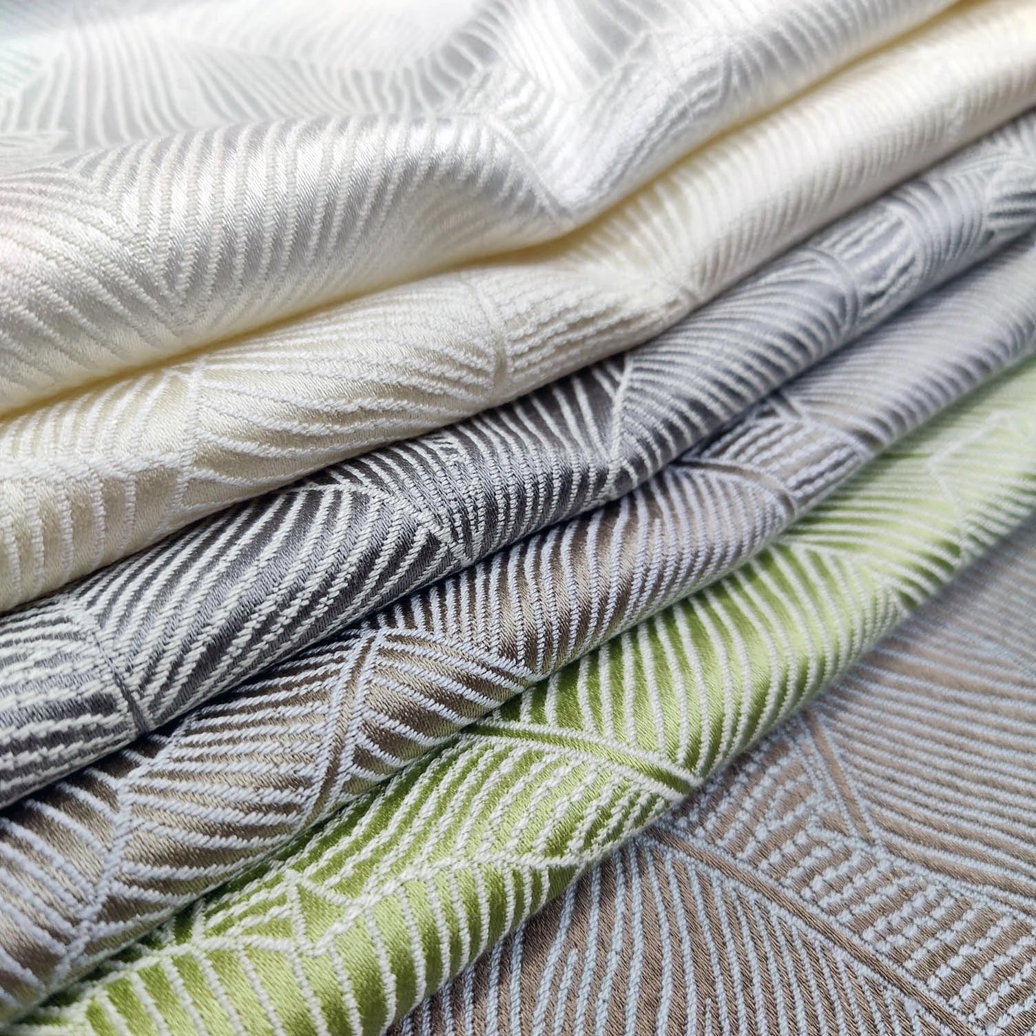 M&Y Luxury Jacquard Blackout Curtain Fabric Roll 100% Polyester 280cm Width Breathable Yarn Dyed Pattern Natural Curtains