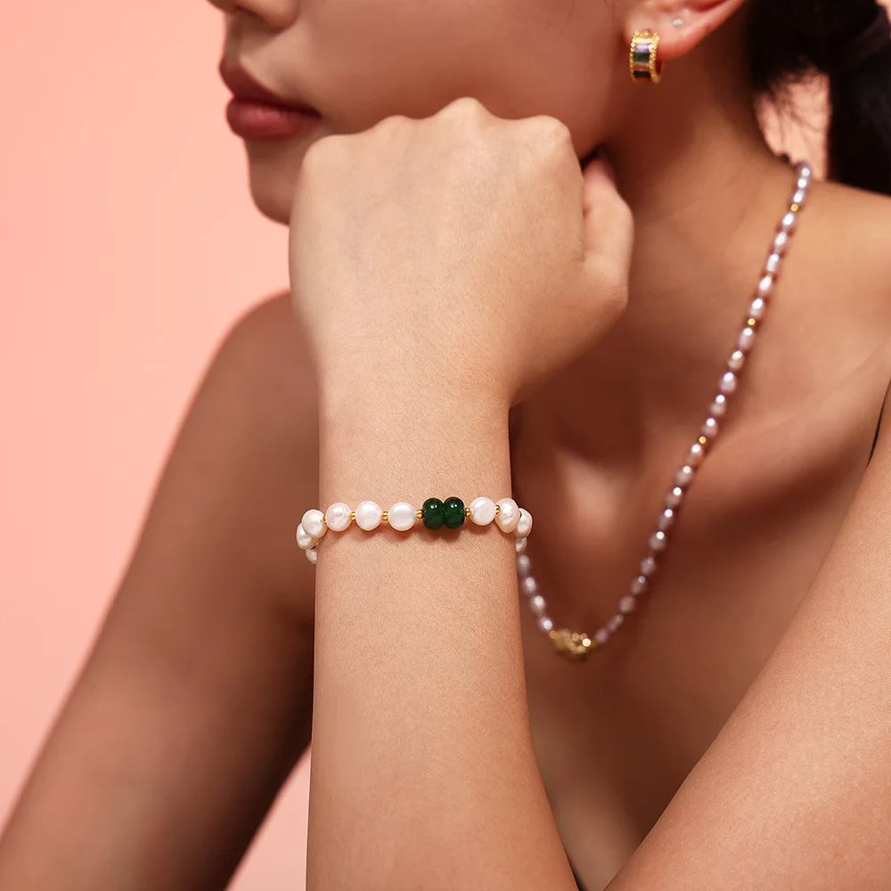 Fashion Ins Freshwater Pearl Bracelets Natural Stone Charm Pendant Lovely Women Bracelet Trendy OT Clasp Beads Bracelet for Gift