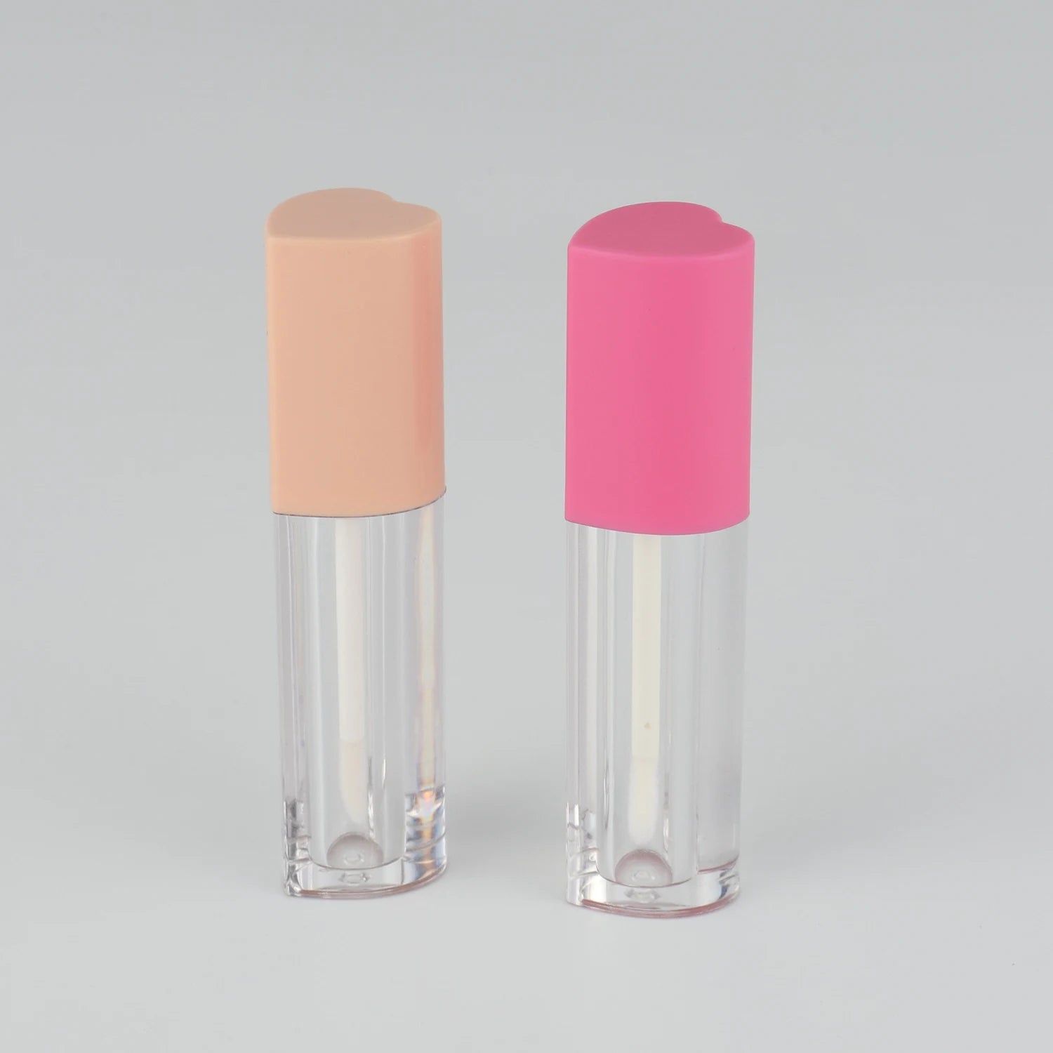 Lady Plastic Liquid Lipstick Lip Gloss Packaging Cute Heart Shape Containers in Stock Pink Cosmetic