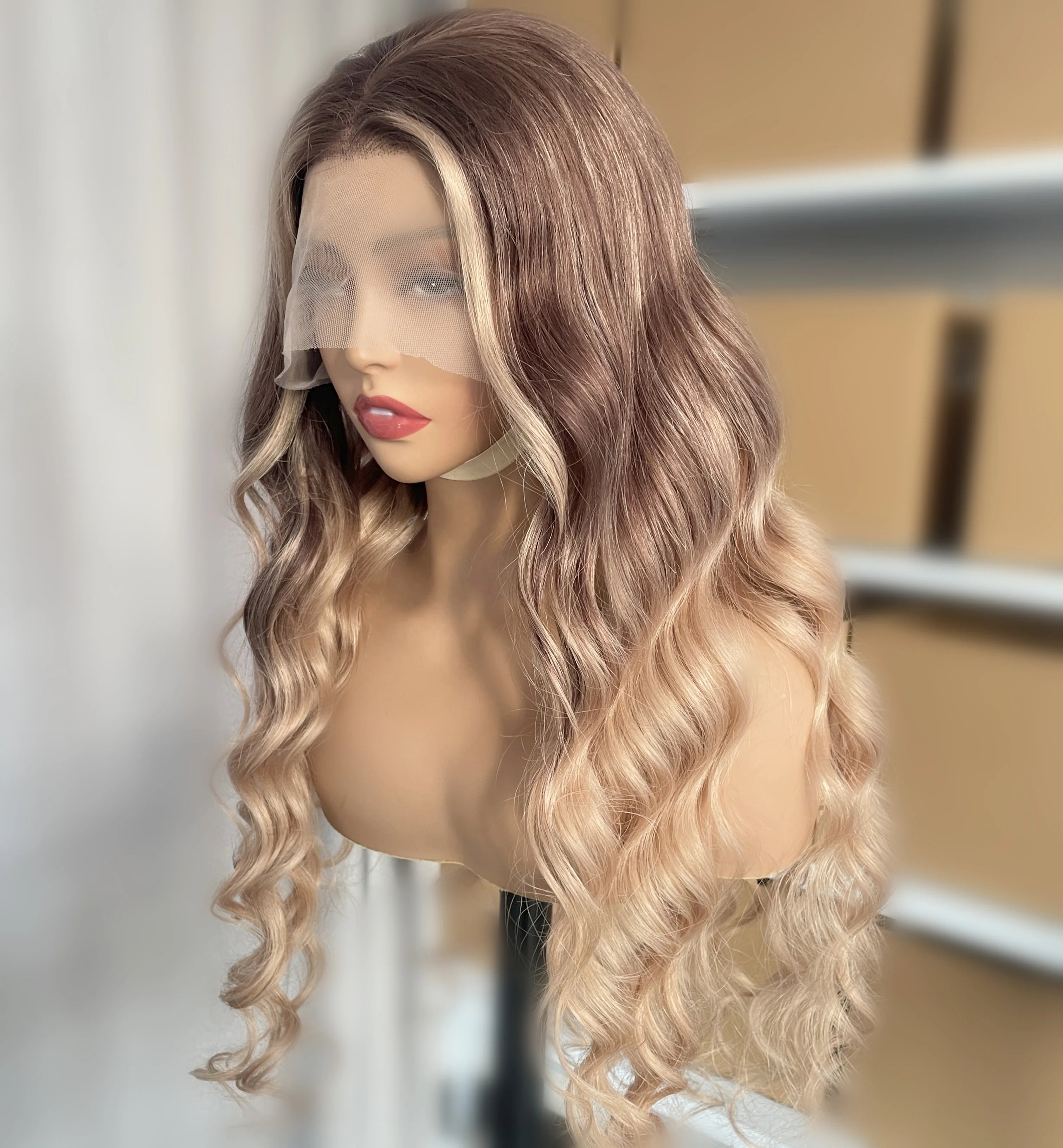 Dark Hair Root Ombre Blonde Lace Front Wig Body Wave European Remy Human Hair Wig Cuticle Aligned Lace Front Wig for White Women