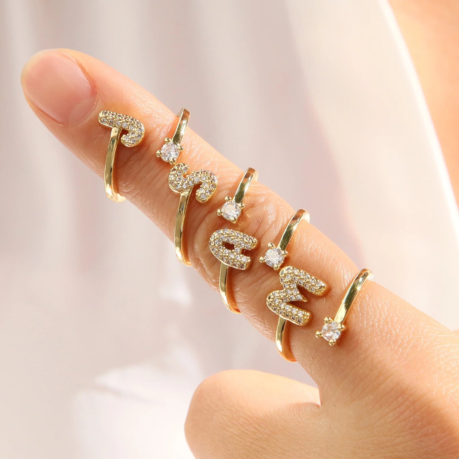 MECYLIFE Adjustable 18K Gold Plated Brass Initial Ring Hot New Adjustable Bubble Ring with 26 English Letters Oval Cut Diamond