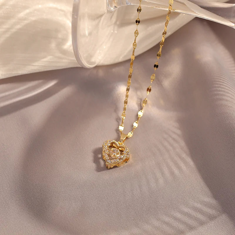 Good Quality Heart Shape with Diamond Middle Mothers Day Gift Stainless Steel 18K Gold Plated Women Necklaces