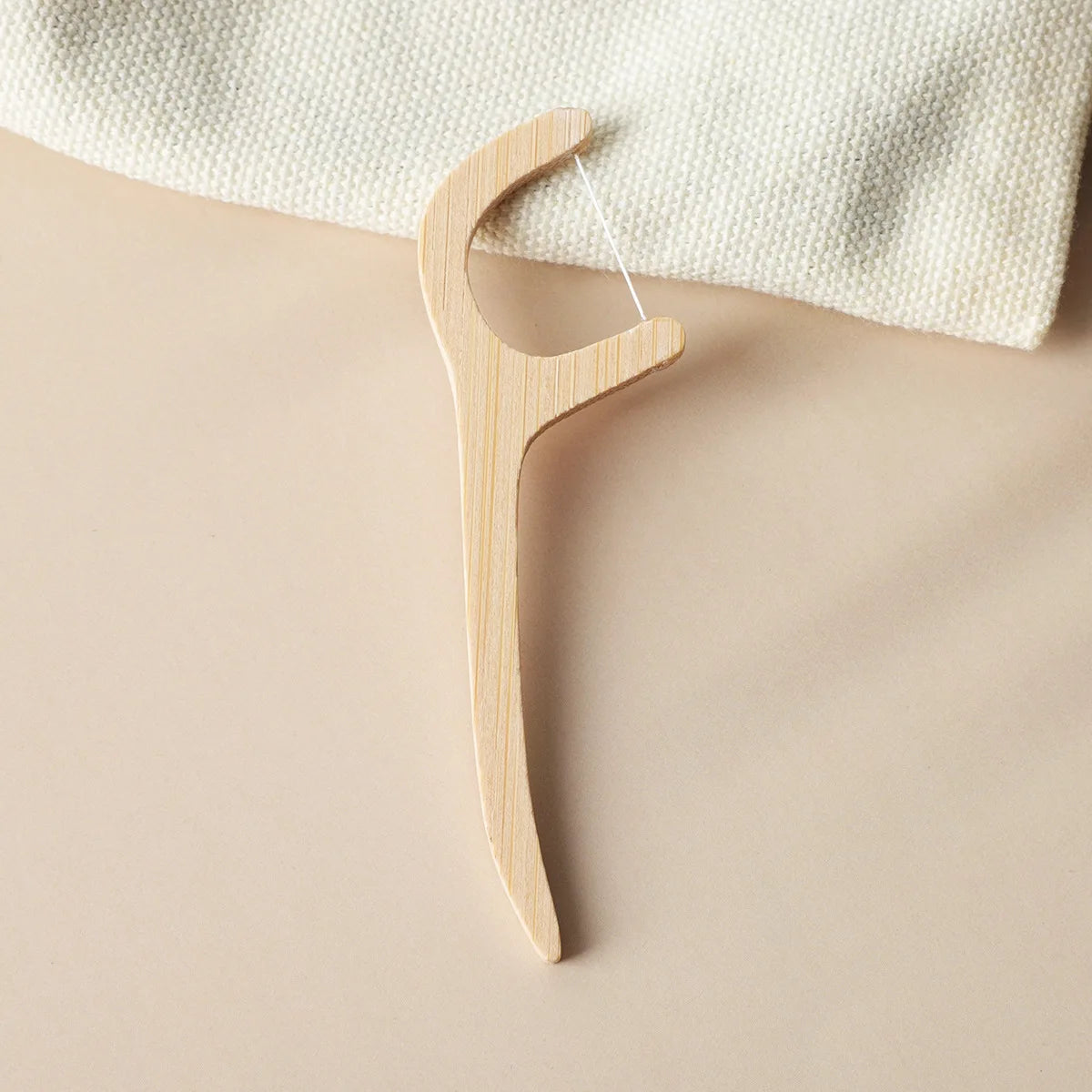 High Quality Custom Logo Bamboo Dental Floss Picks Eco-Friendly Biodegradable Oral Care Floss Sticks Charcoal Floss