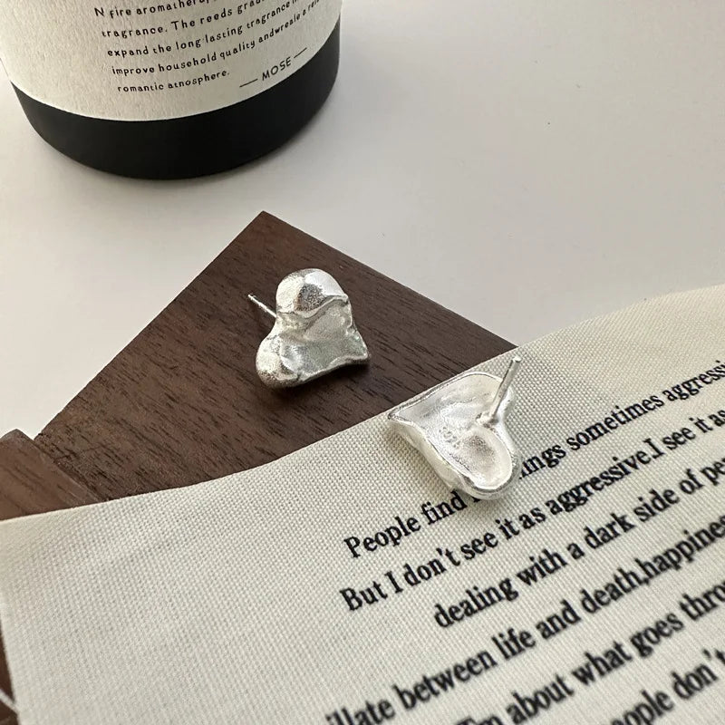 Factory Wholesale Texture Heart Shape Curved Stud Earrings for Women 925 Sterling Silver Jewelry