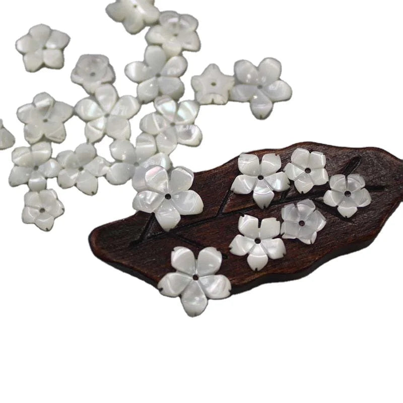 Mother of Pearl Carved Shell Flower Natural  Pearl Shell Flower Shaped Beads