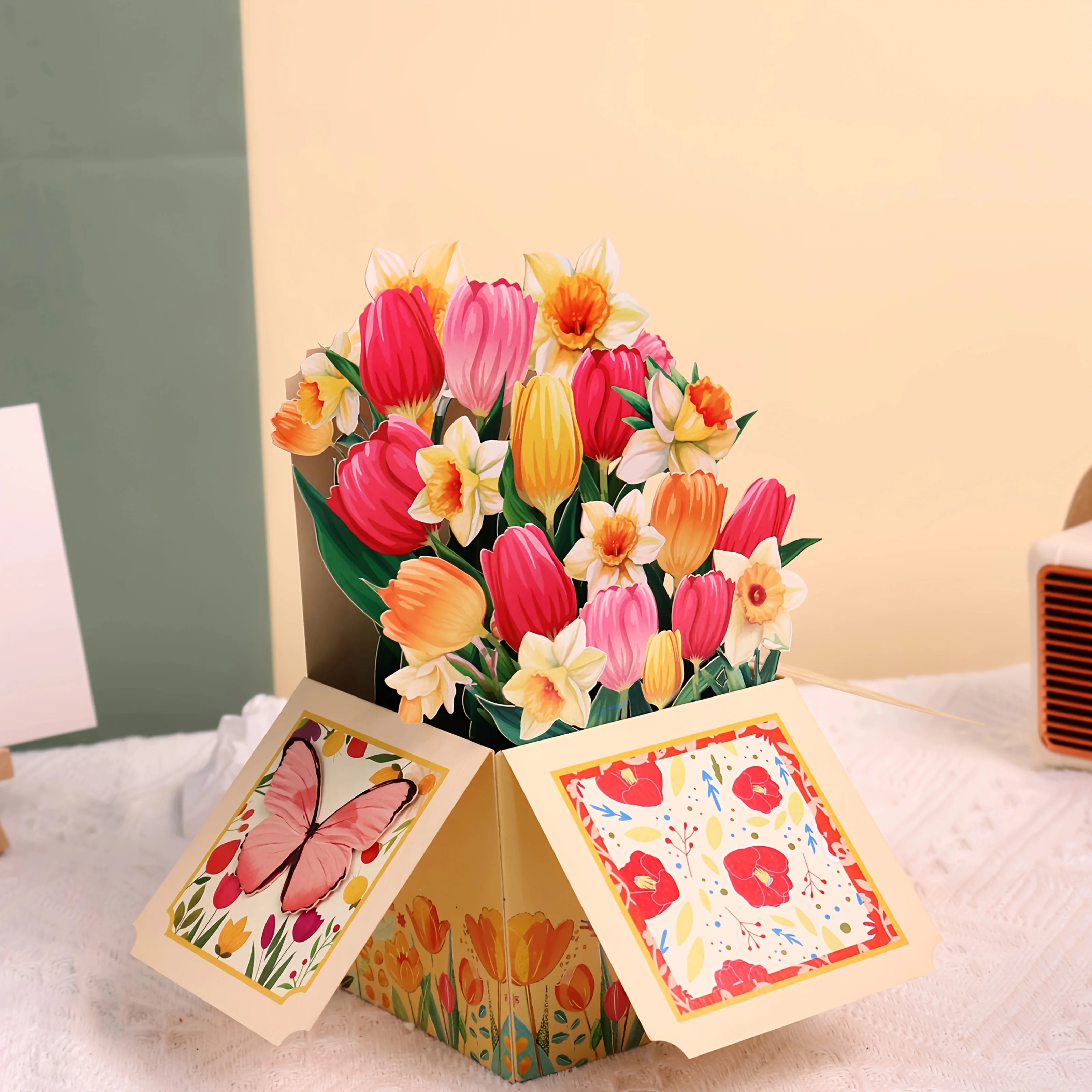 Creative and Exquisite Greeting Card Gift Box Tulip Fresh Flower Box 3D Birthday and Wedding Greeting Card