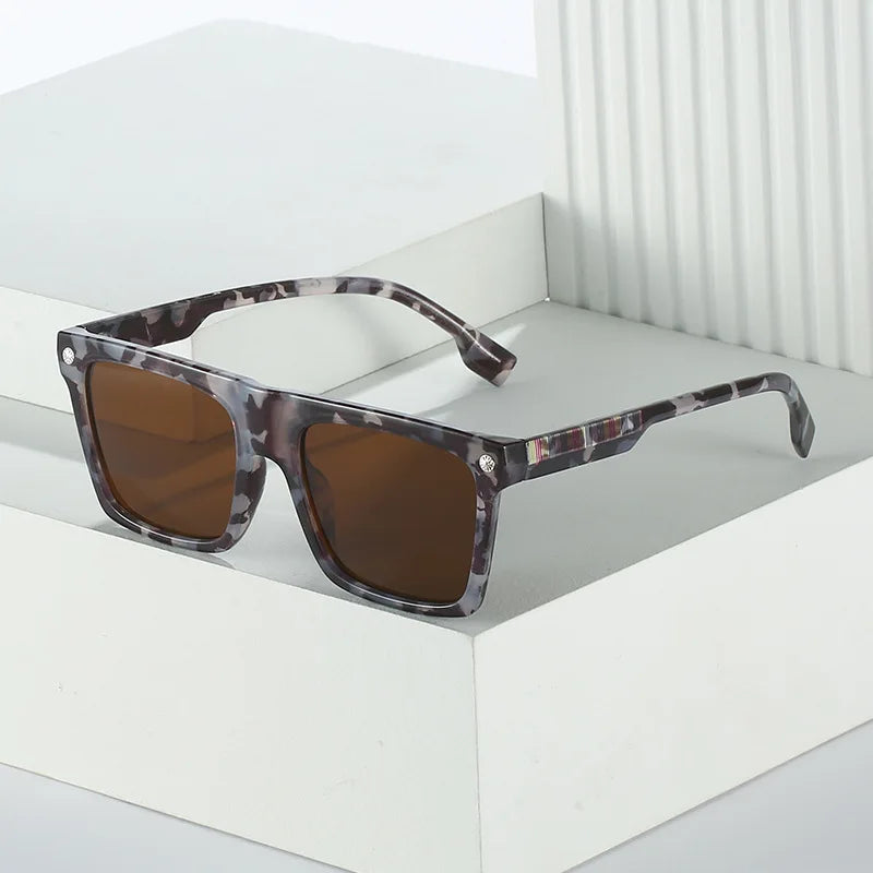 STORY XY8769 2024 Fashion Brand Shades Flat Top Stripe Print Leg Sunglasses Trendy Square Frame OEM Custom Logo Sunglasses