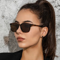 Wholesale Custom logo Uv400 Unisex Black Ladies Sun Glasses Fashion Plastic square Sunglasses for Women Men