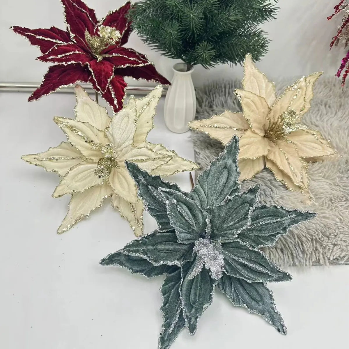 Hot Sale Wholesale  Velvet Glitter Artificial Christmas Tree Flower for  Christmas  Decorations