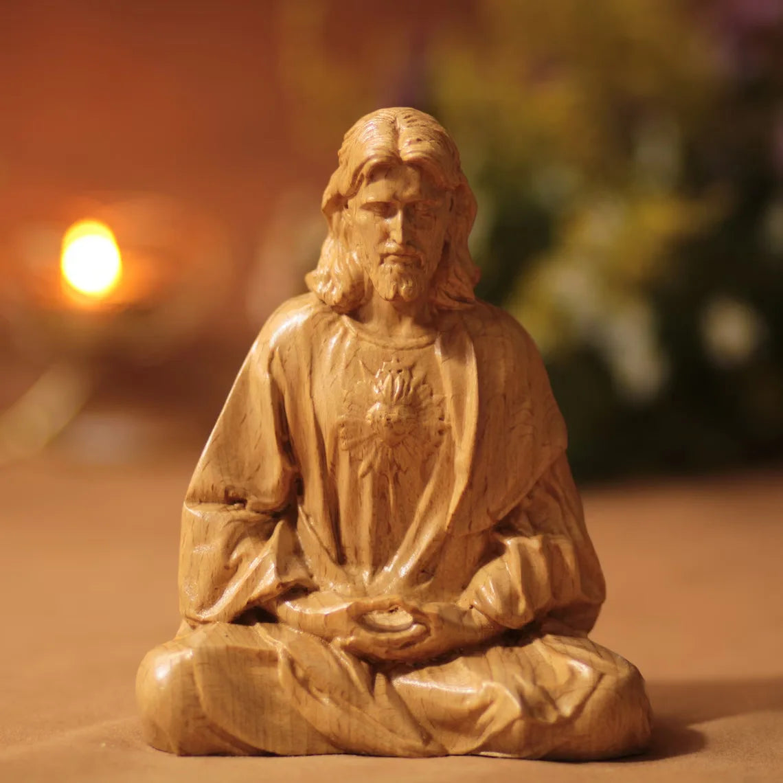 Handmade Modern Art Deco Jesus Statue Religious Party Ornament Resin Meditating Figure for Christmas Decorations or Hanging