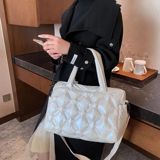 New Fashion Light Soft Quilted Bag Women Hand Bags Space Cotton Nylon Tote Bag for Shopping Travel