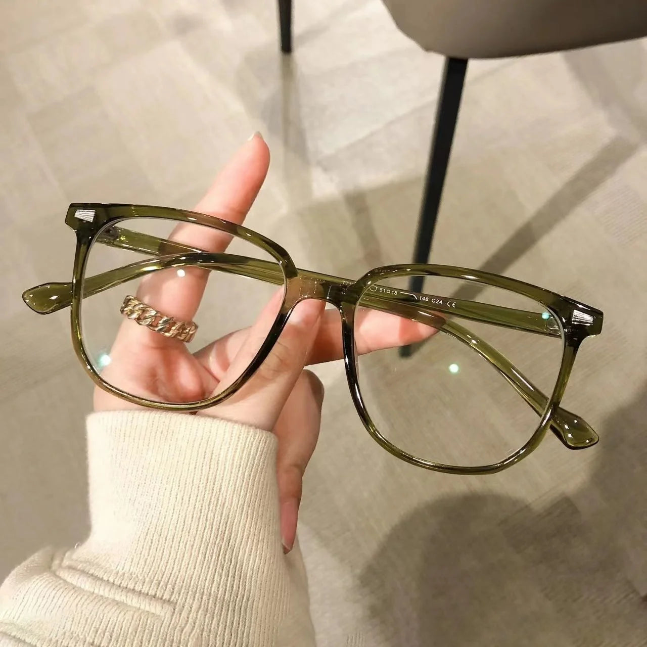 2024 Korean Retro Classic Anti-Blue Light Glasses for Women Large Frame Plain Thin Myopia Eyeglasses Frames Wholesale