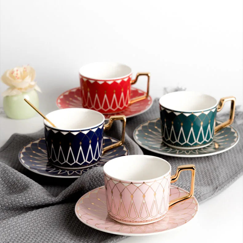 European Small Luxury Coffee Cup and Saucer Set Vintage Flower Tea Ceramic Coffee Cup