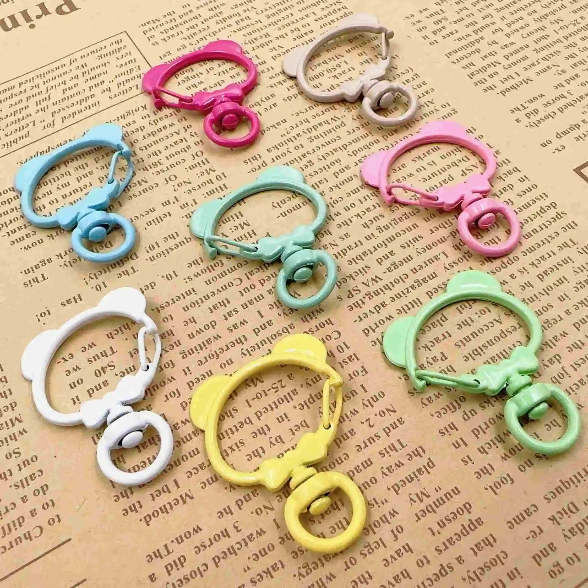 Little Bear Colorful Lobster Clasp Keychain Metal Bear Lobster Clasp Hook KeyRings Connectors for DIY Jewelry Making Accessories