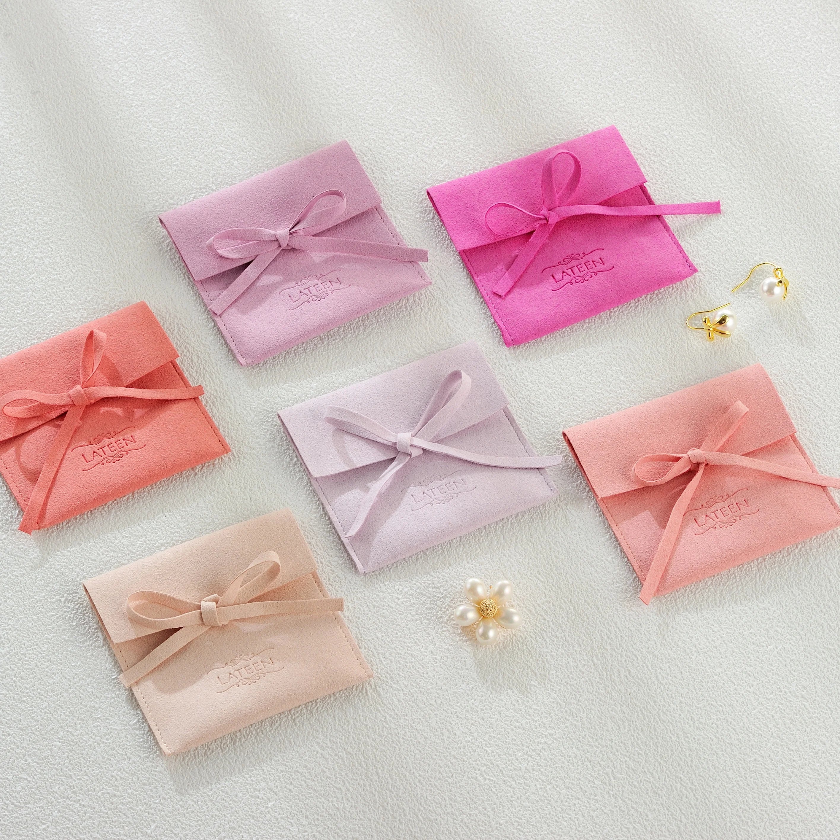 Luxury Custom Emboss Logo Jewelry Pouch Packaging Microfiber Flap Envelope Bowknot Gift Bag Necklace Bracelet Jewelry Bag