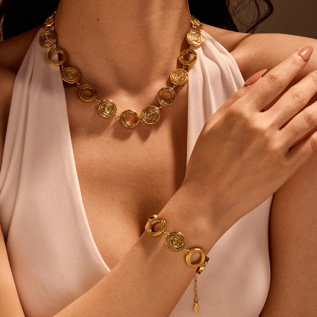 European American Trendy Stainless Steel Necklace Bracelet Set Light Luxury Geometric High Value Jewelry Chains Design