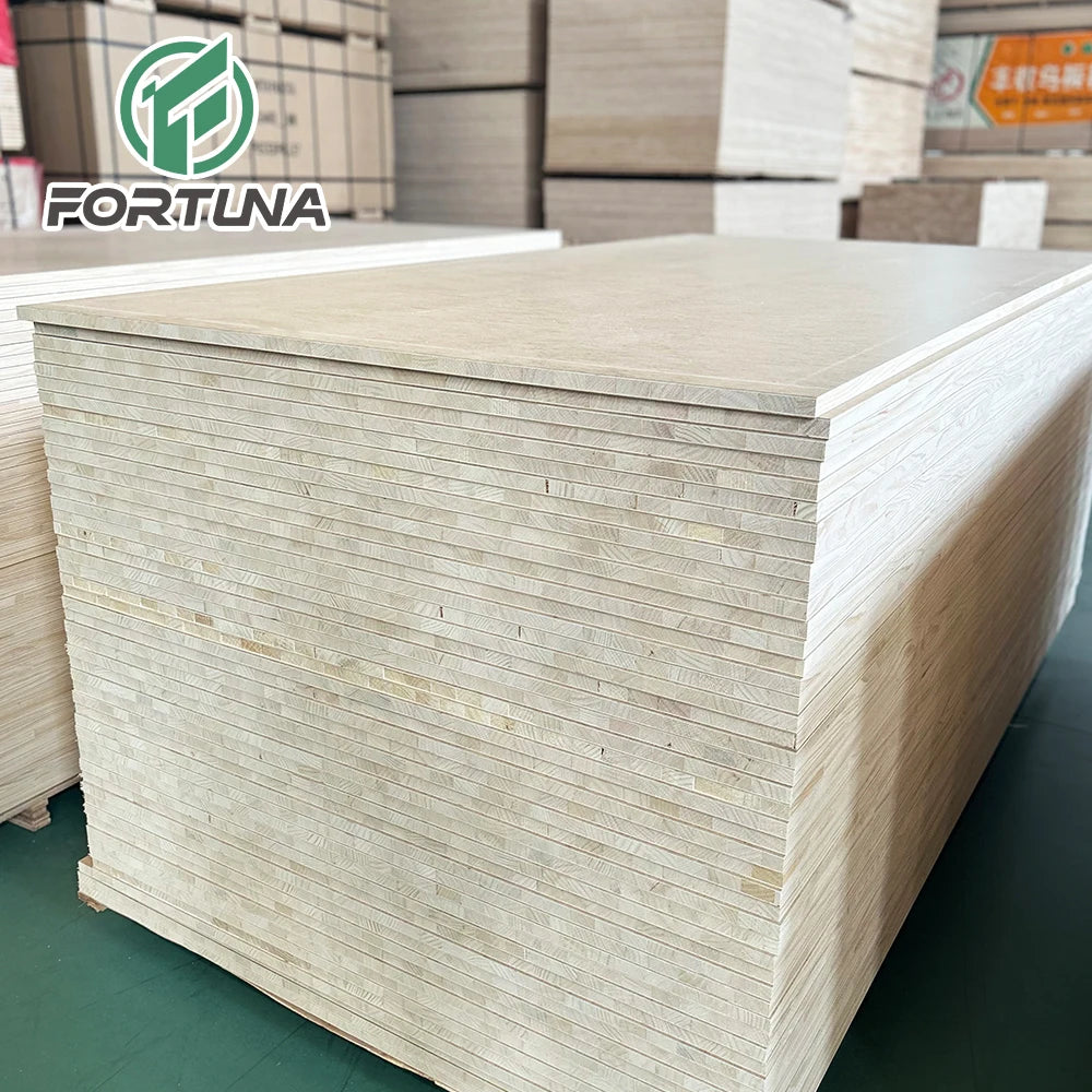 Solid Wood Boards 1220 * 2440mm Pine Finger Joint Board 18mm Thick Eco-Friendly CE Certified for Furniture