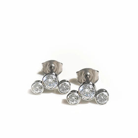 Gold Plated Titanium Lip Ring Threadless Push Pin Bezel Set 3-CZ Stone Cluster Zircon ASTM F136 Top Labret Body Piercing Jewelry